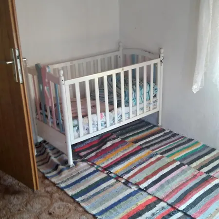 Spavajte Kod Sefa Apartment