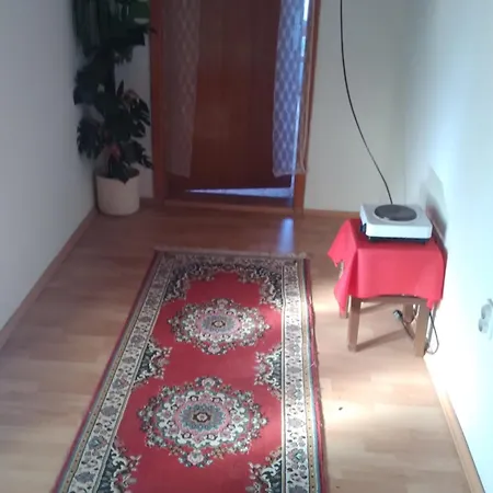 Apartment Spavajte Kod Sefa