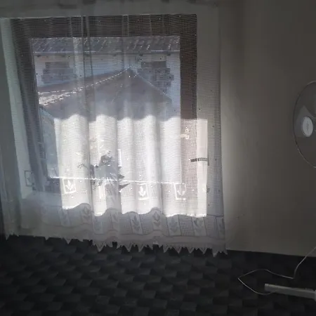 Apartment Spavajte Kod Sefa Malo Laole